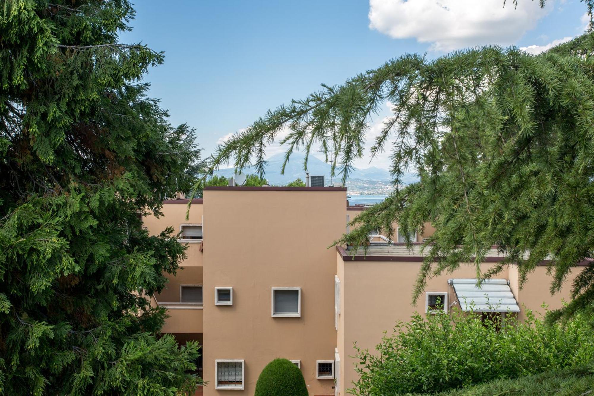 Appartamenti Massimiliano Peschiera del Garda Oda fotoğraf